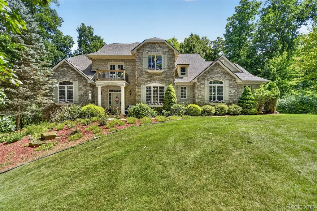 414 Lenox Lane Brighton Township MI 48114