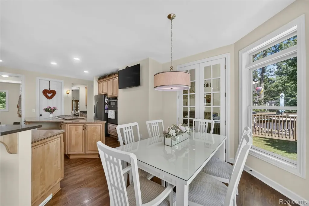 414 Lenox Lane Brighton Township MI 48114