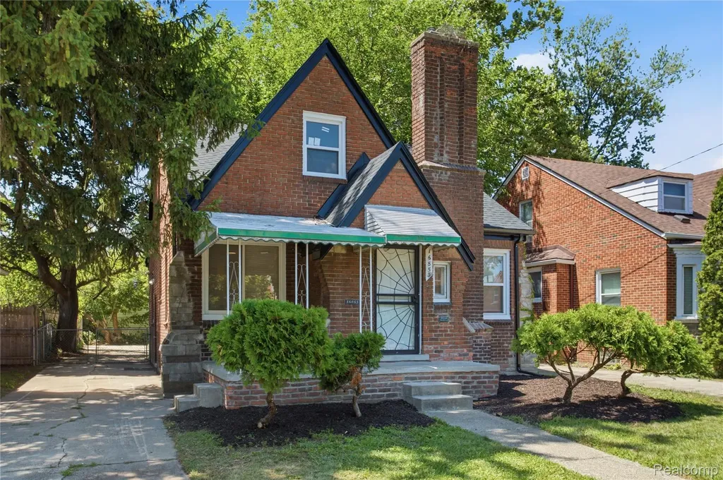 16853 Lindsay Street Detroit City MI 48235