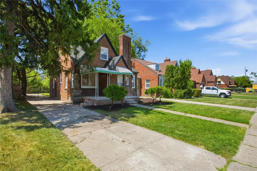 16853 Lindsay Street Detroit City MI 48235