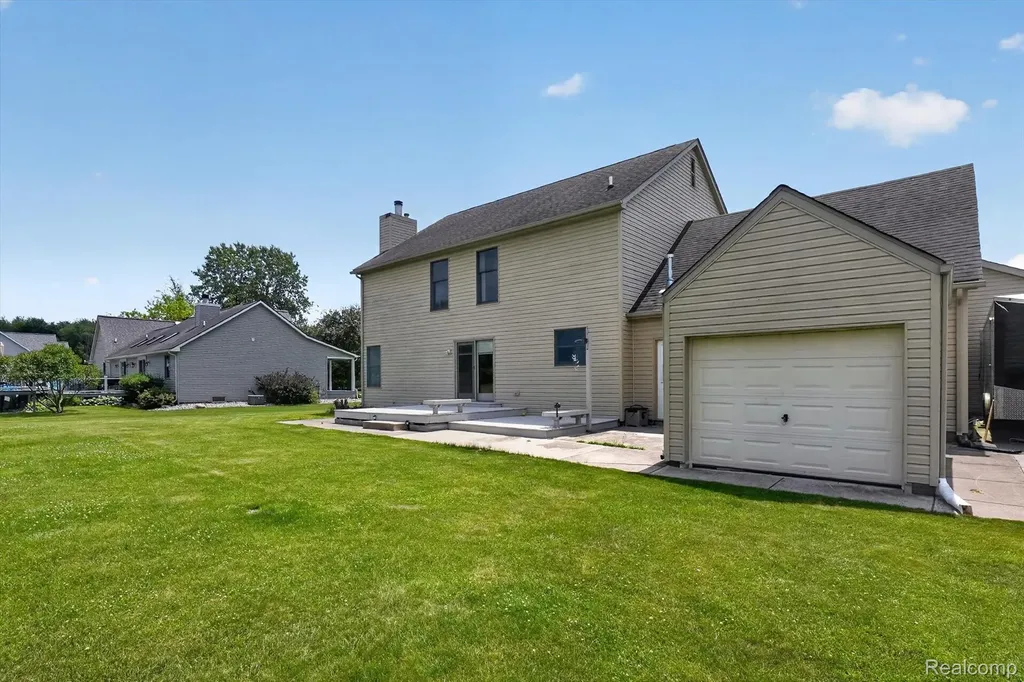 6888 Slawski Drive Handy Township MI 48836