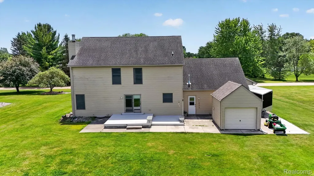 6888 Slawski Drive Handy Township MI 48836