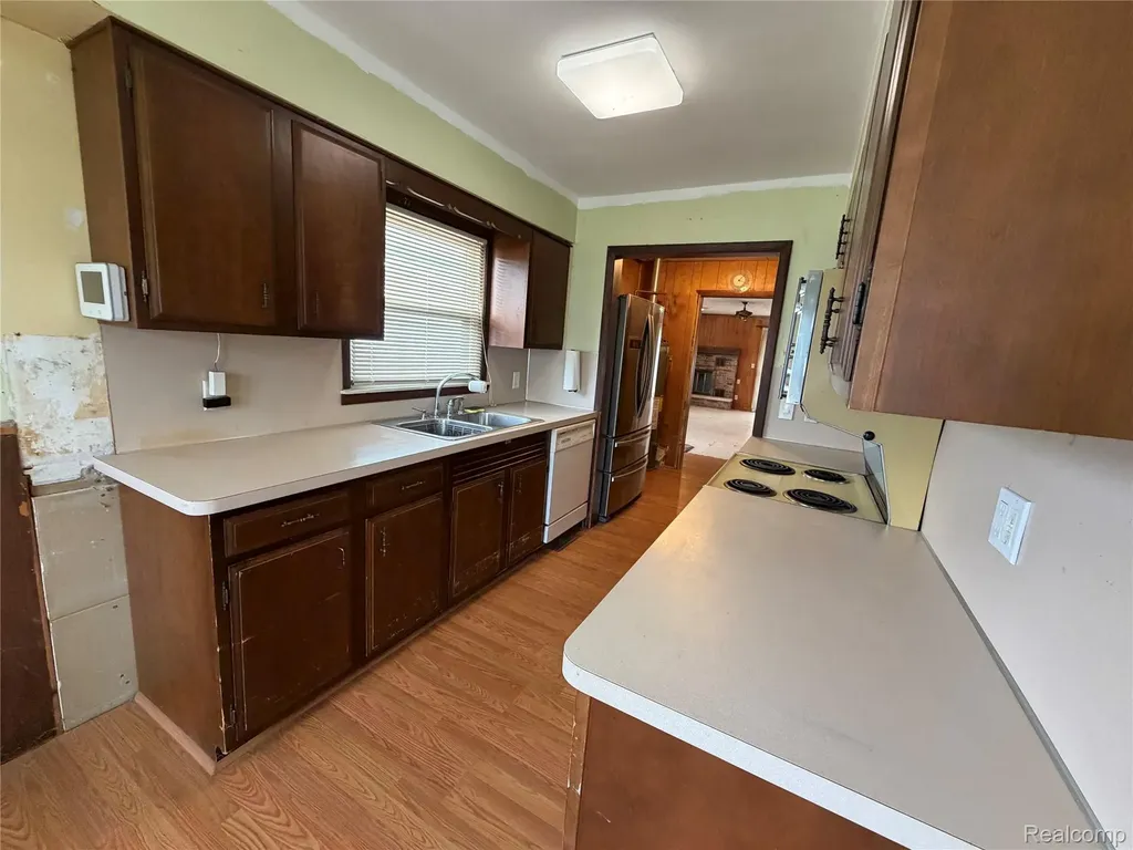 3809 Leith Street Flint City MI 48506