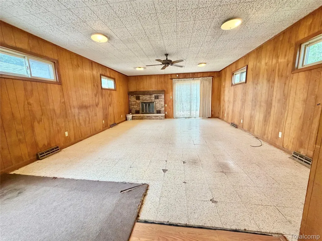 3809 Leith Street Flint City MI 48506