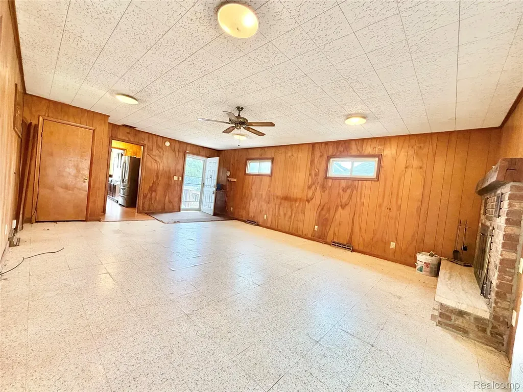 3809 Leith Street Flint City MI 48506
