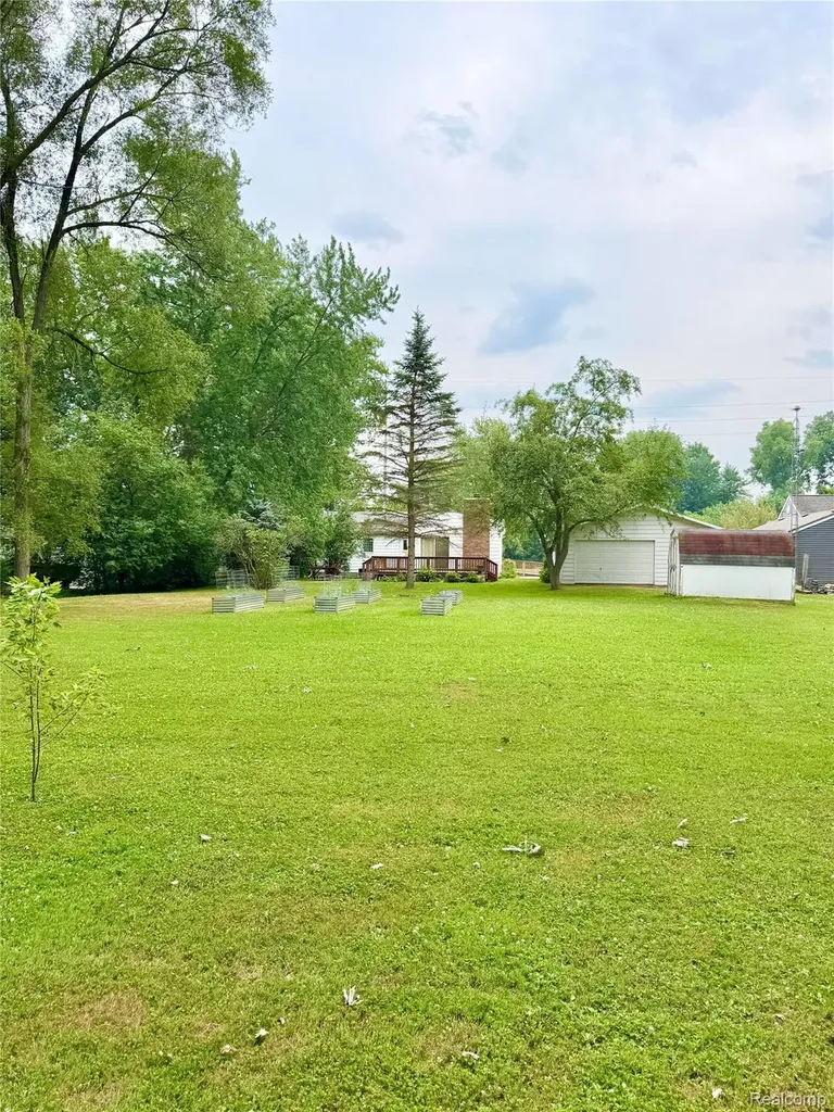 3809 Leith Street Flint City MI 48506