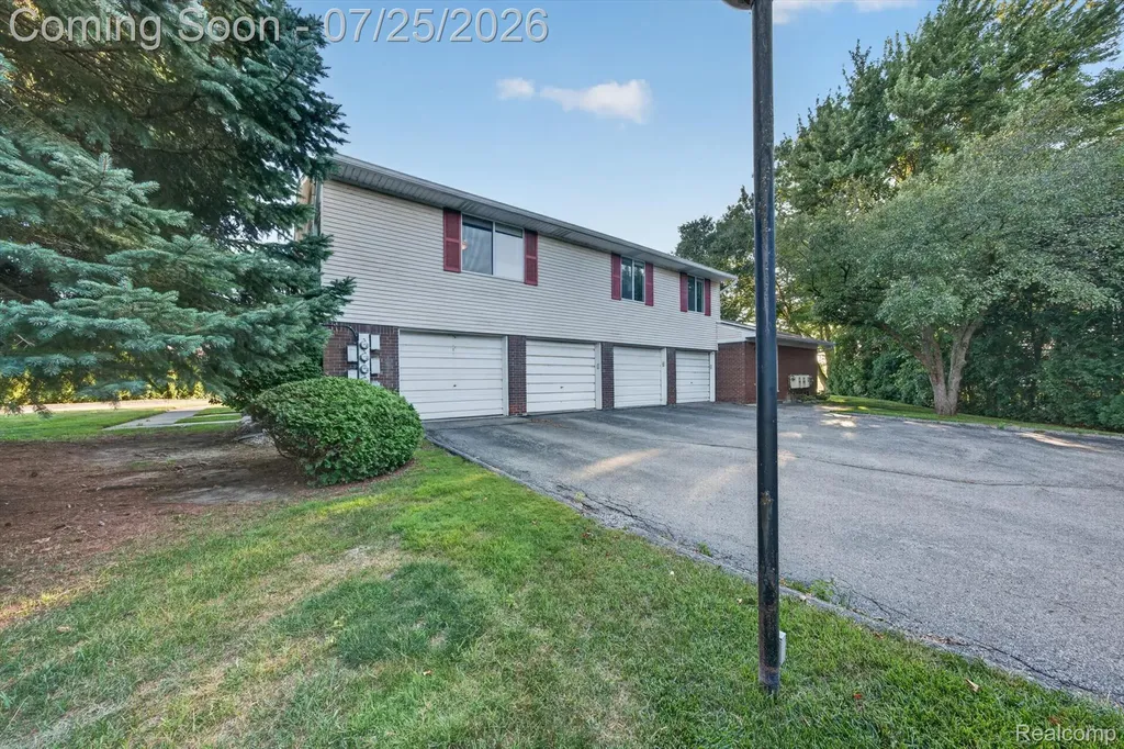 51116 S Foster Road Chesterfield Township MI 48047