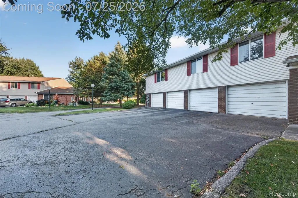 51116 S Foster Road Chesterfield Township MI 48047