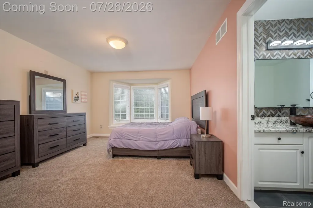 11226 Wilshire Drive Shelby Charter Township MI 48315