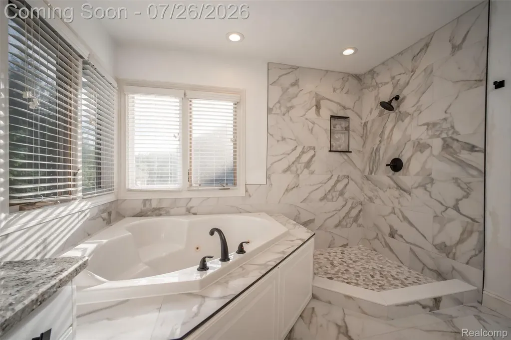 11226 Wilshire Drive Shelby Charter Township MI 48315