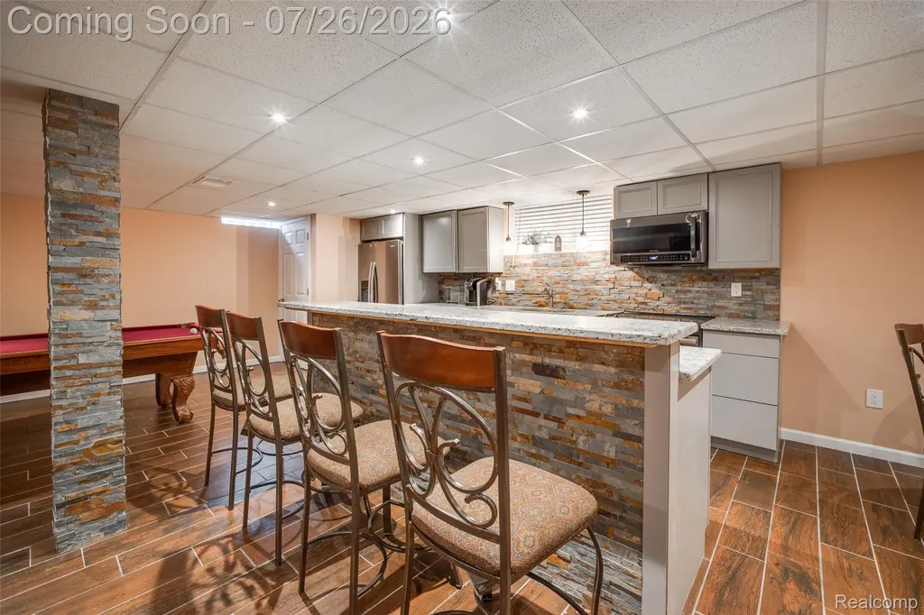 11226 Wilshire Drive Shelby Charter Township MI 48315
