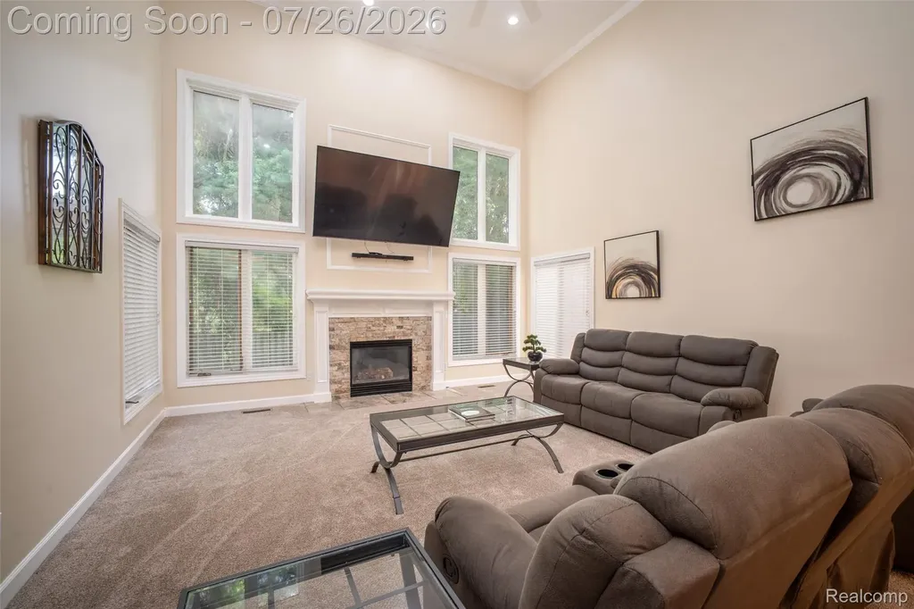 11226 Wilshire Drive Shelby Charter Township MI 48315