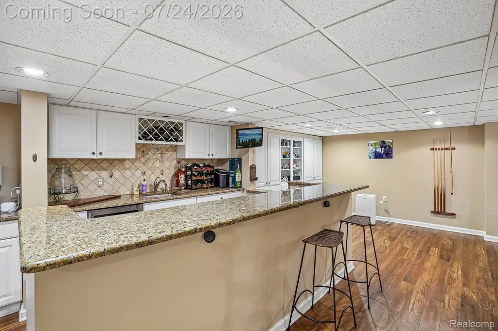 4500 Boxwood Court Oakland Charter Township MI 48306
