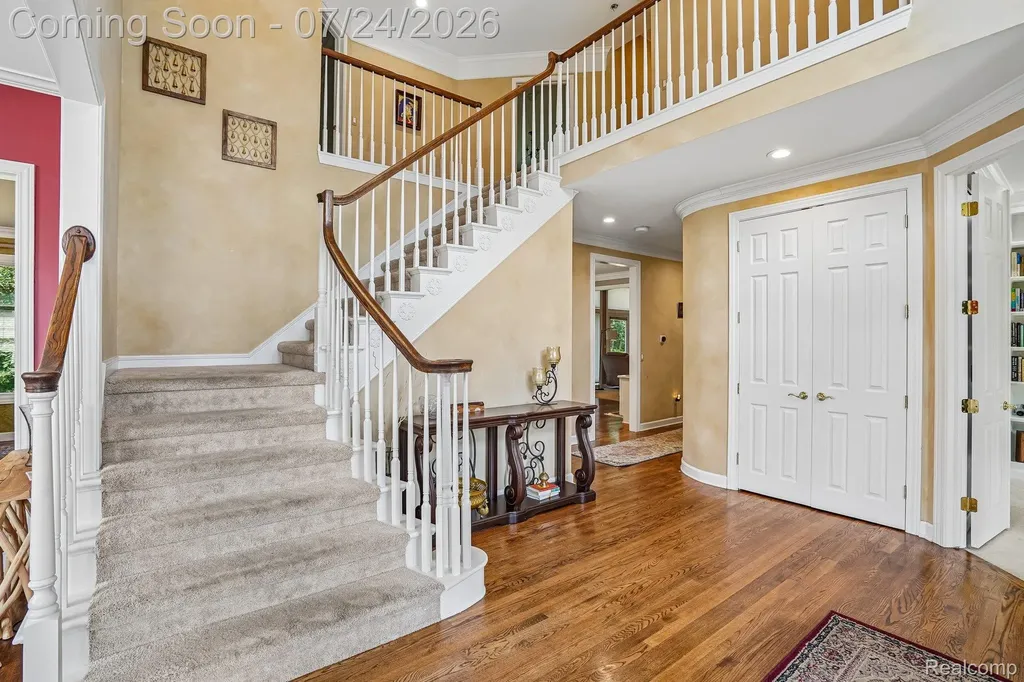 4500 Boxwood Court Oakland Charter Township MI 48306