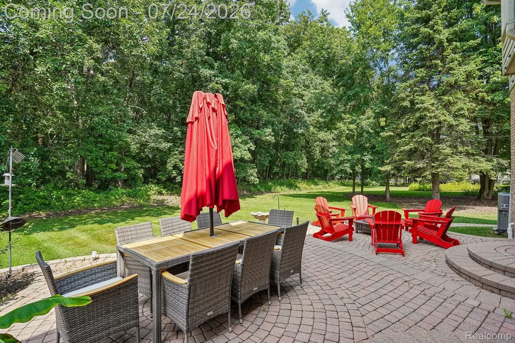 4500 Boxwood Court Oakland Charter Township MI 48306