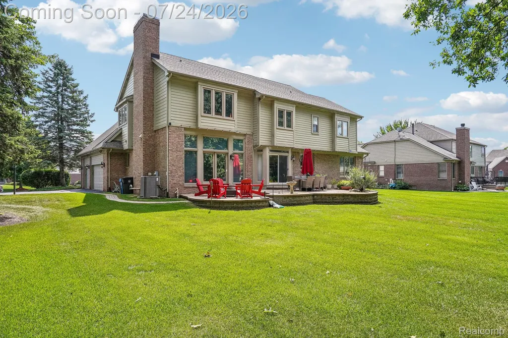 4500 Boxwood Court Oakland Charter Township MI 48306