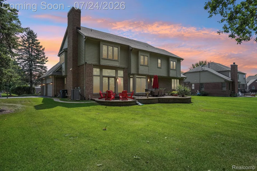 4500 Boxwood Court Oakland Charter Township MI 48306