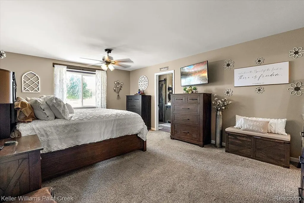 36317 Dickson Drive Sterling Heights City MI 48310
