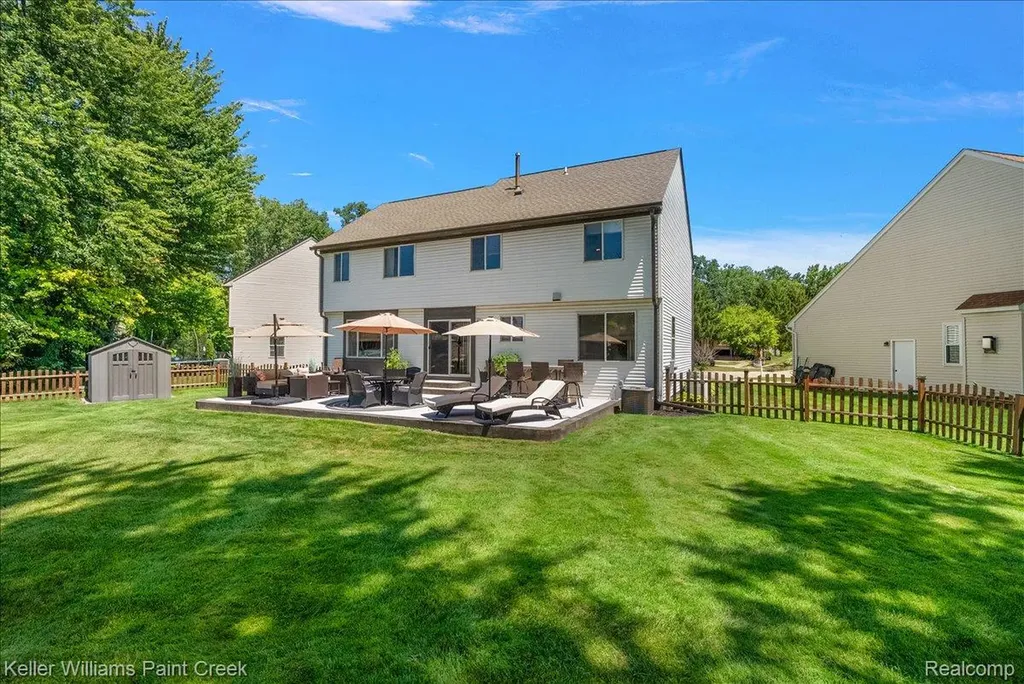 36317 Dickson Drive Sterling Heights City MI 48310