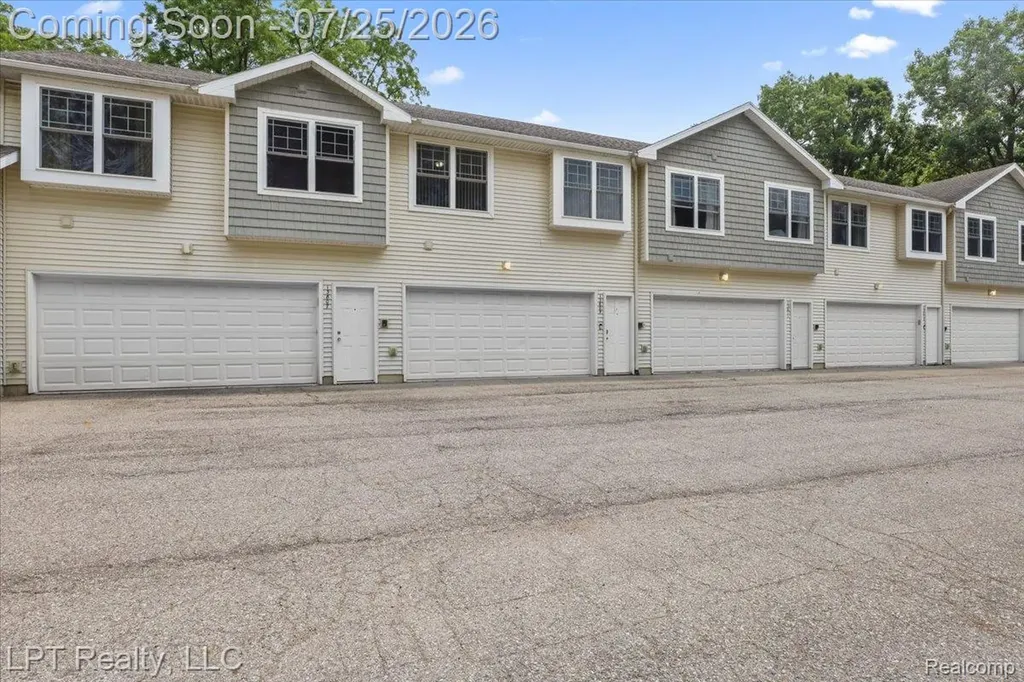 13809 Mead Creek Road Bath Charter Township MI 48808