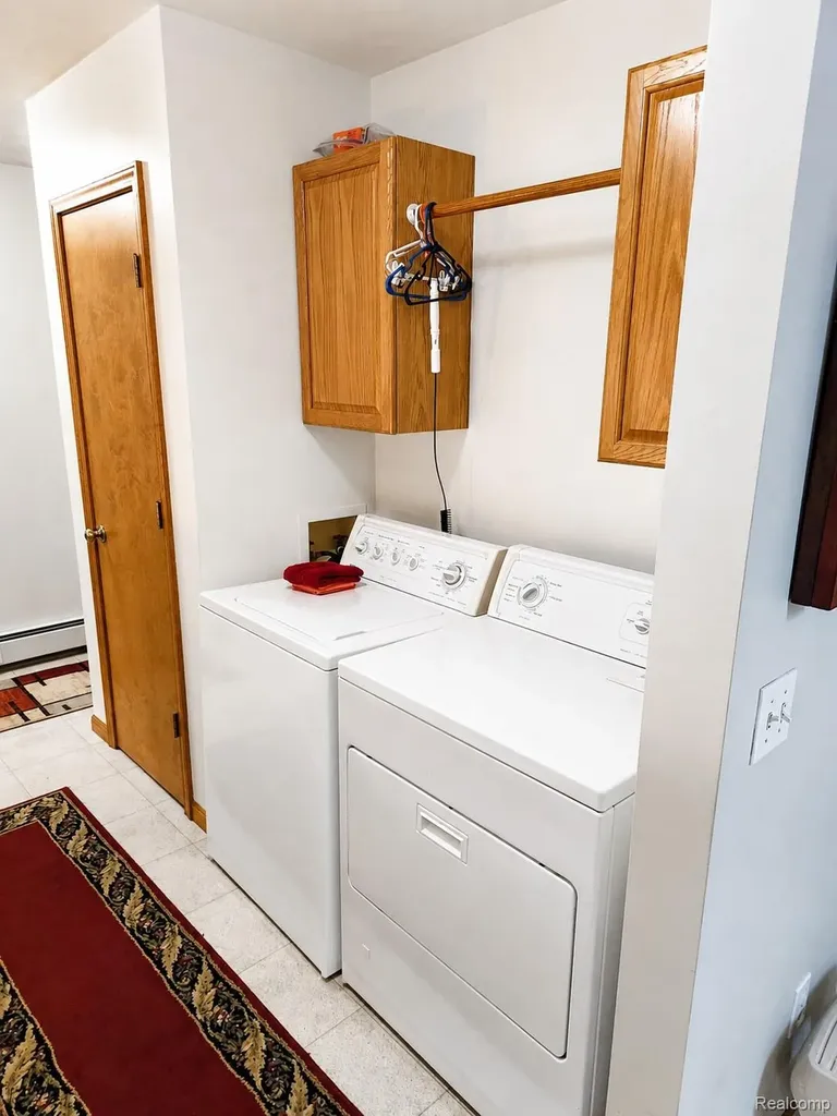 11183 Wolf Road Charlton Township MI 49751