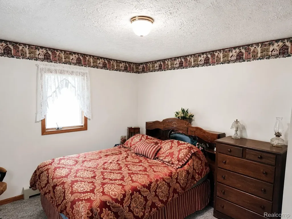 11183 Wolf Road Charlton Township MI 49751