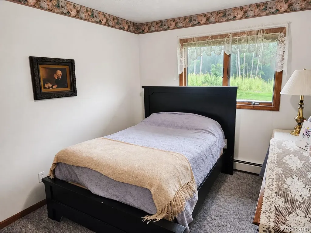 11183 Wolf Road Charlton Township MI 49751