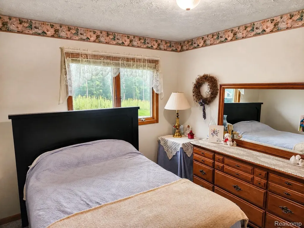 11183 Wolf Road Charlton Township MI 49751