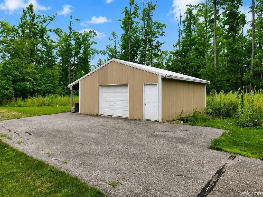 11183 Wolf Road Charlton Township MI 49751