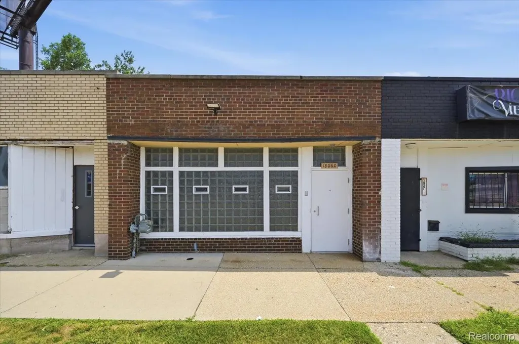 18060 James Couzens Freeway Detroit City MI 48235