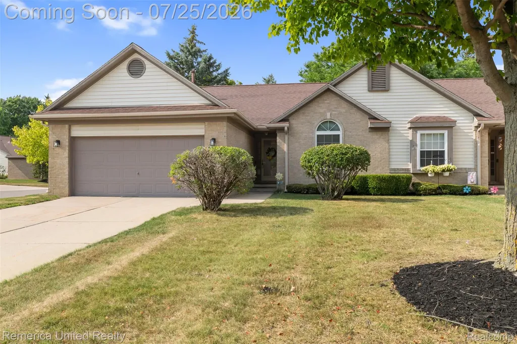2241 Meadow Brook Court Commerce Charter Township MI 48390