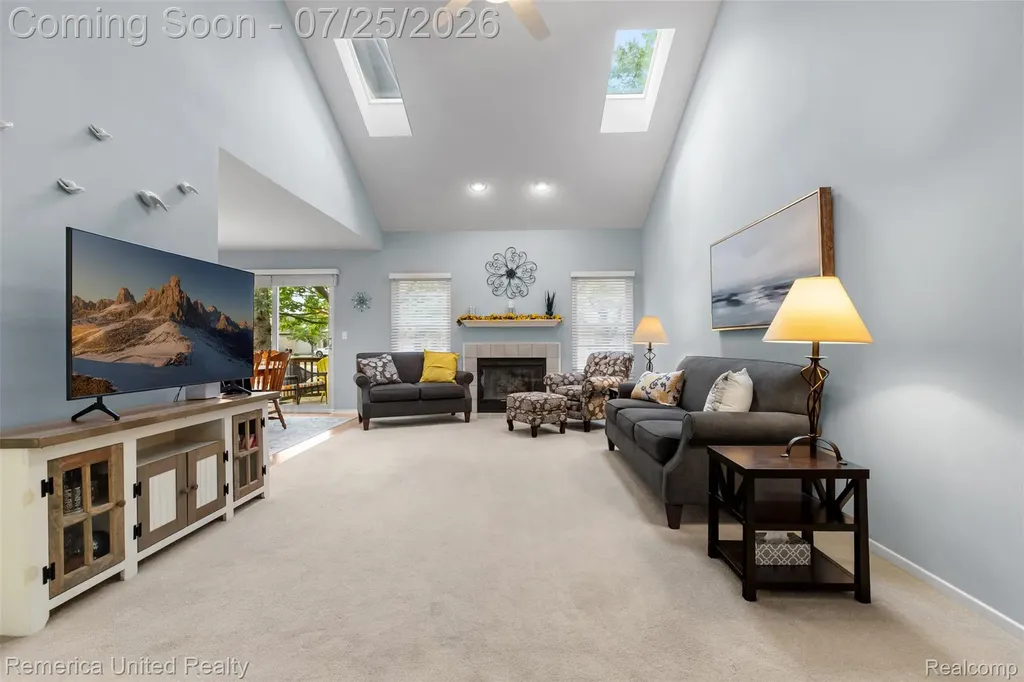 2241 Meadow Brook Court Commerce Charter Township MI 48390