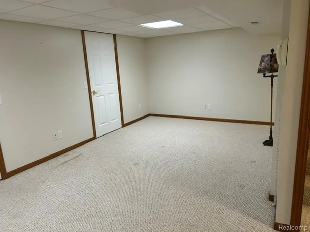 6220 Thorncliff Drive Mundy Township MI 48473
