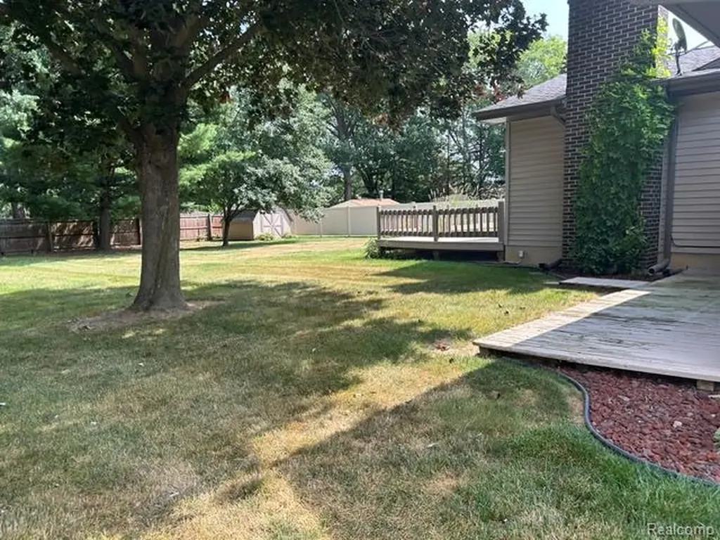 6220 Thorncliff Drive Mundy Township MI 48473