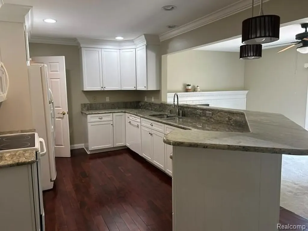 6220 Thorncliff Drive Mundy Township MI 48473