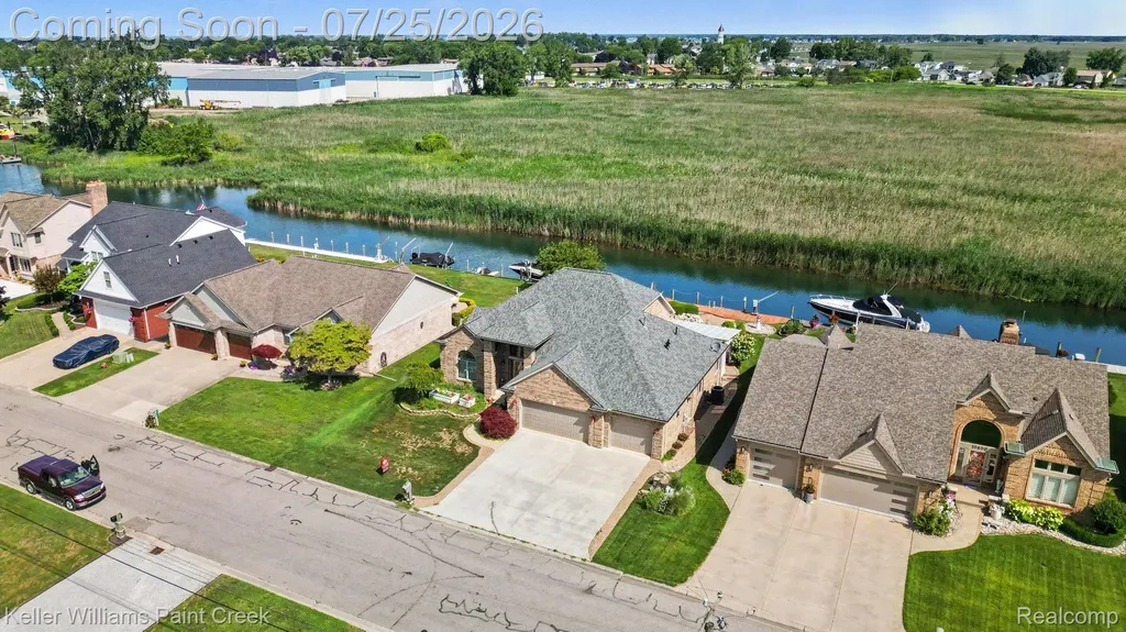 10404 Saint John Drive Algonac City MI 48001