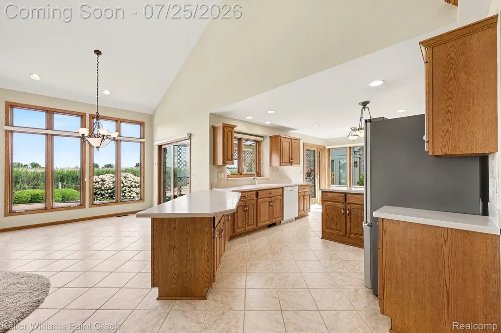 10404 Saint John Drive Algonac City MI 48001