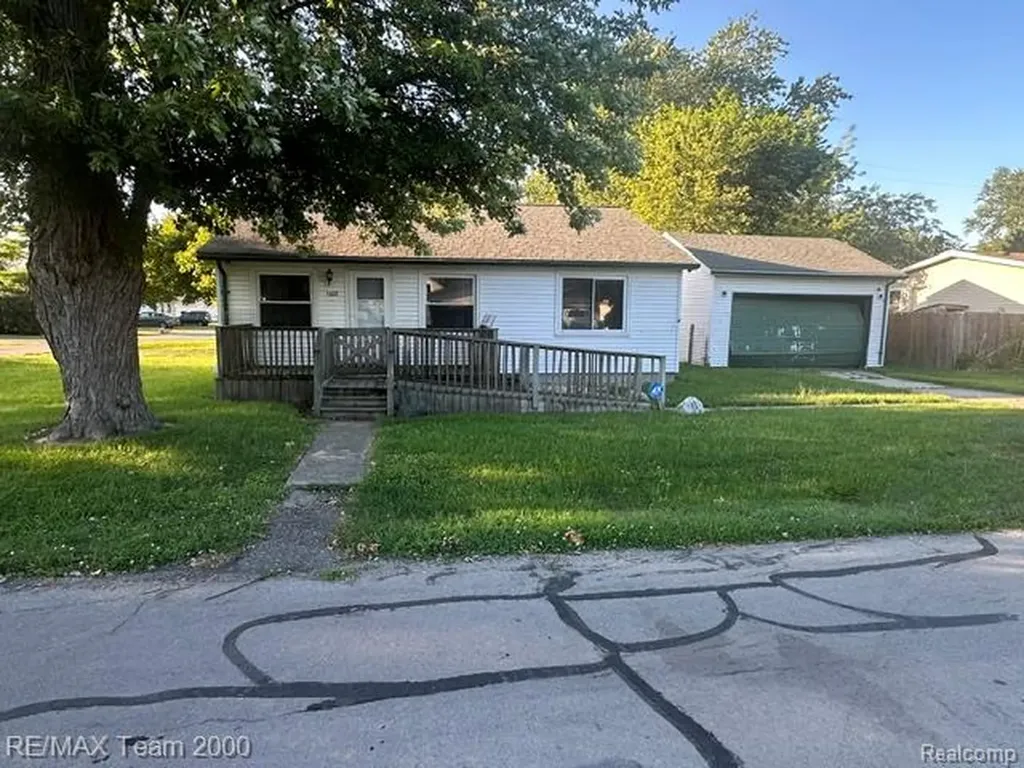 5601 Parkview Street Frenchtown Township MI 48166