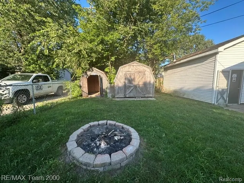 5601 Parkview Street Frenchtown Township MI 48166