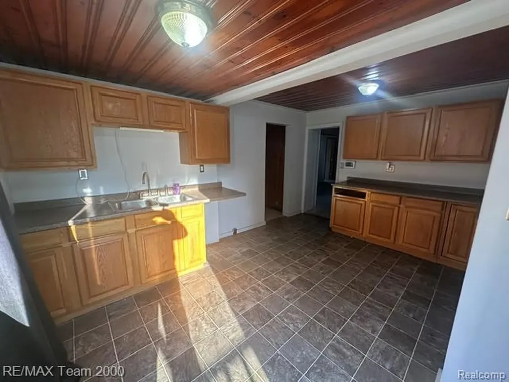 5601 Parkview Street Frenchtown Township MI 48166