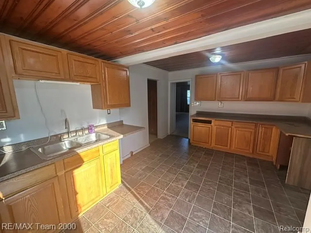 5601 Parkview Street Frenchtown Township MI 48166