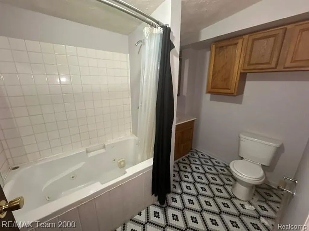 5601 Parkview Street Frenchtown Township MI 48166