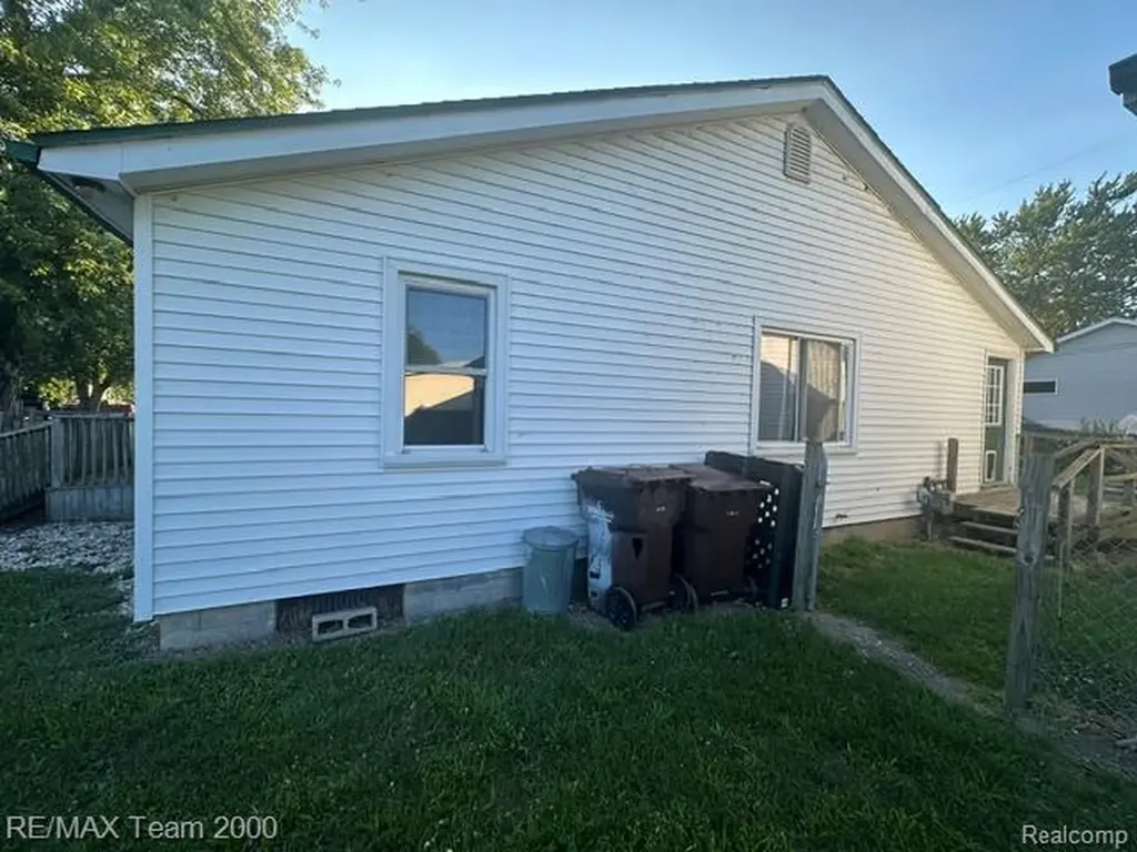 5601 Parkview Street Frenchtown Township MI 48166