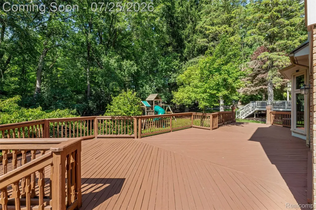 3740 Merriweather Lane Rochester Hills City MI 48306