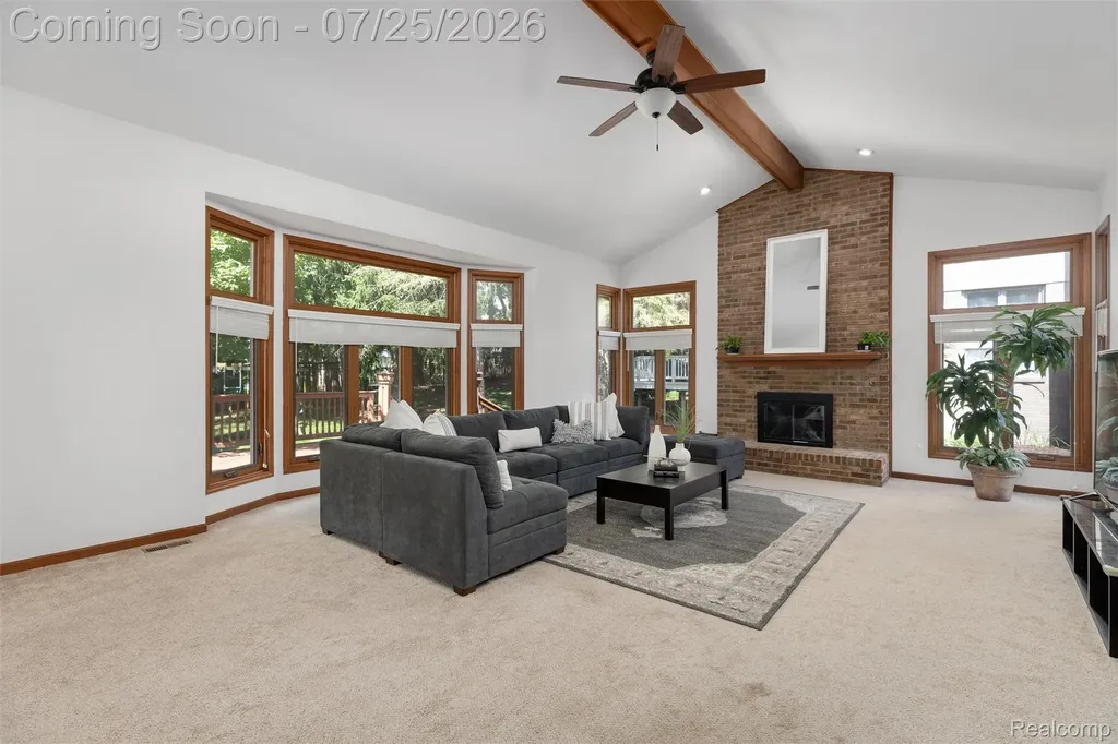 3740 Merriweather Lane Rochester Hills City MI 48306