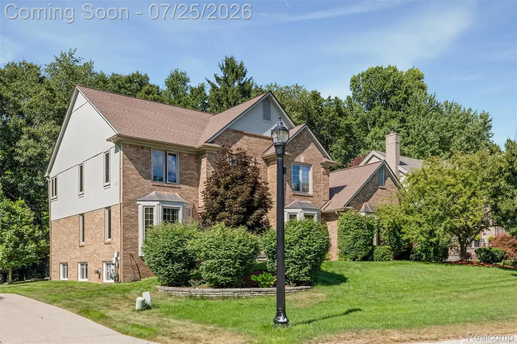 3740 Merriweather Lane Rochester Hills City MI 48306