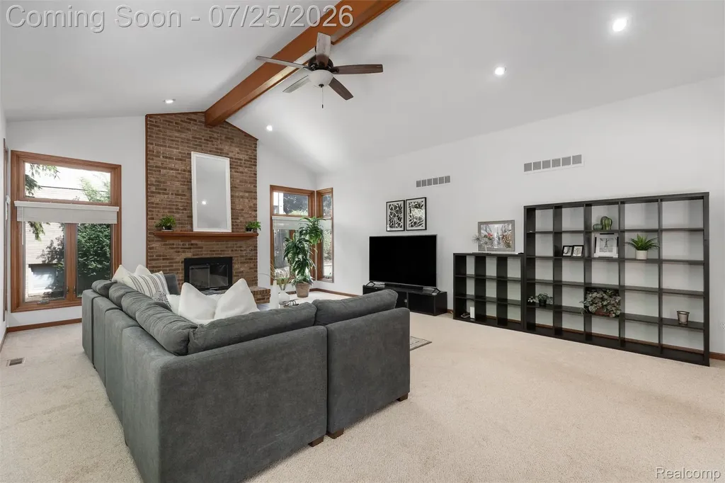 3740 Merriweather Lane Rochester Hills City MI 48306
