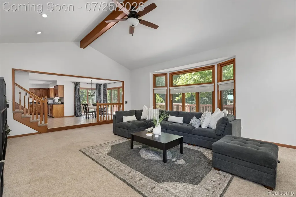 3740 Merriweather Lane Rochester Hills City MI 48306