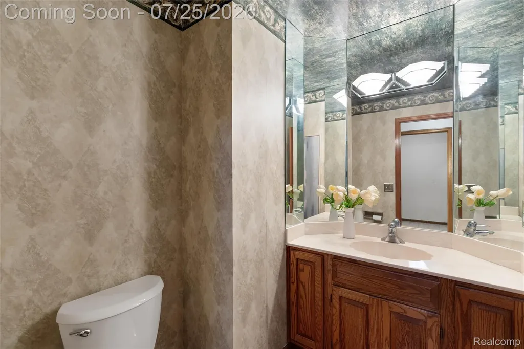 3740 Merriweather Lane Rochester Hills City MI 48306
