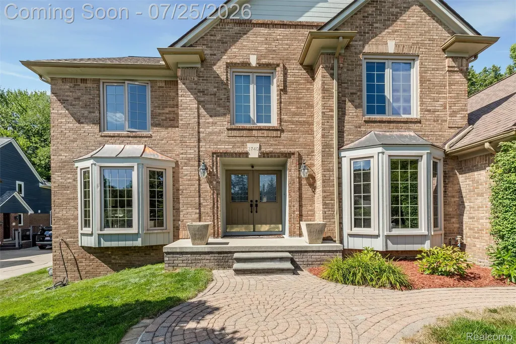 3740 Merriweather Lane Rochester Hills City MI 48306